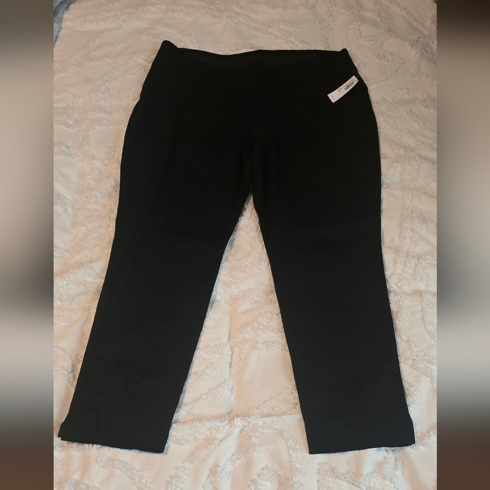 Old Navy NWT Women's Black Ankle Pants w/Elastic Waistband Size 18 Long (1205)